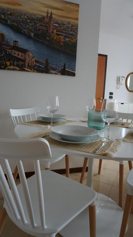 Apartment A E Parcheggio Nella Proprieta
